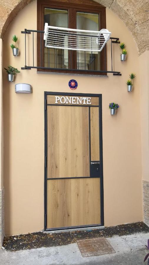 La Rosa Dei Venti " Ponente" Lägenhet Palermo Exteriör bild